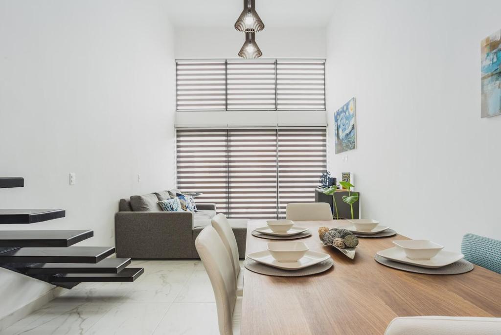 Modern Loft in central PDC, 3 blocks from 5th Ave - 3