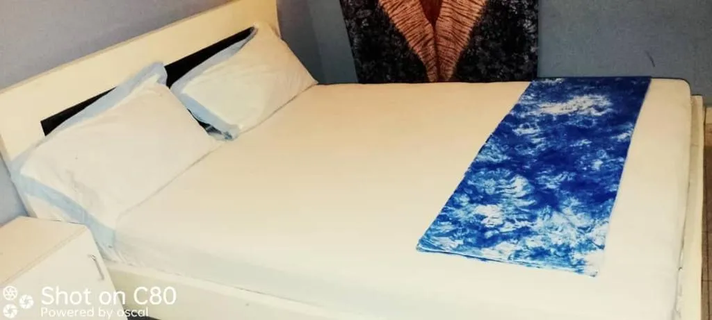 Cutting Edge Guest House，位于Daranka的酒店