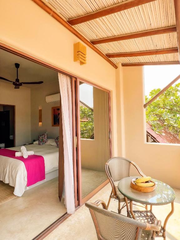 Punta Arena Surf Suites - 1