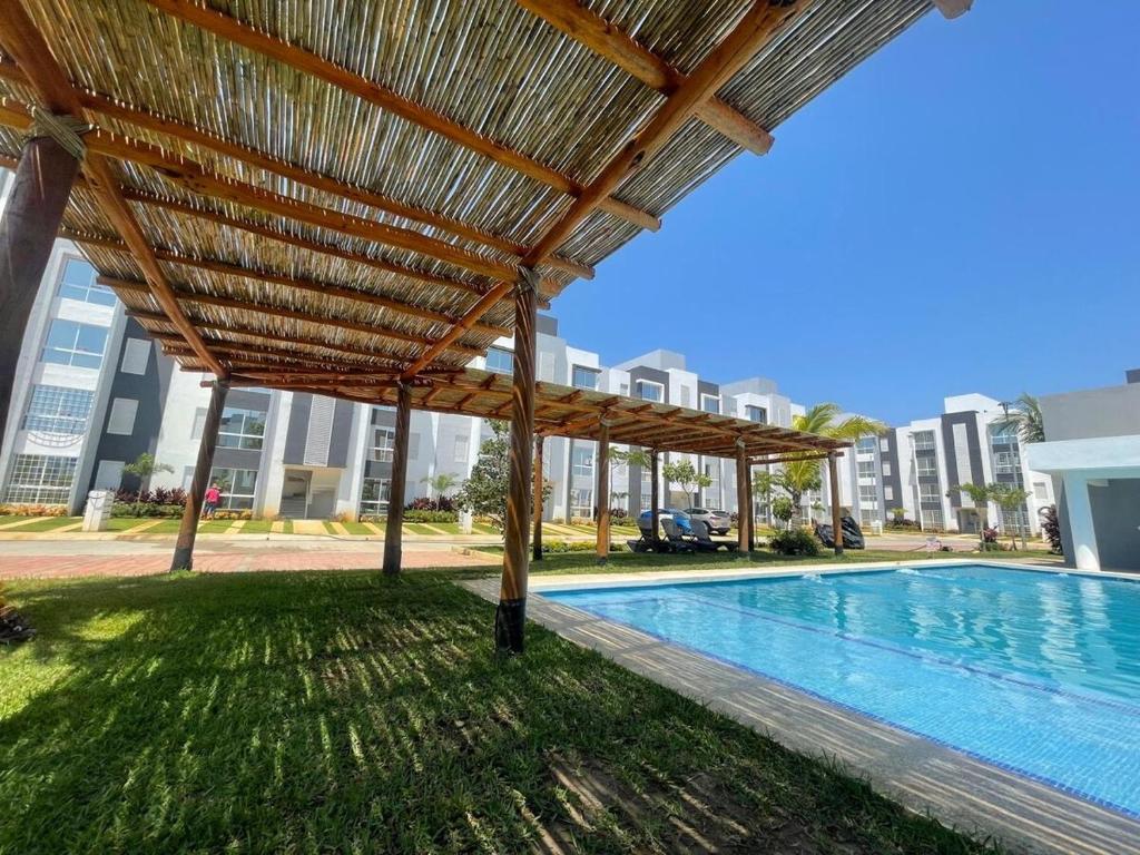 Departamento con alberca en área exclusiva Acapulco - 2