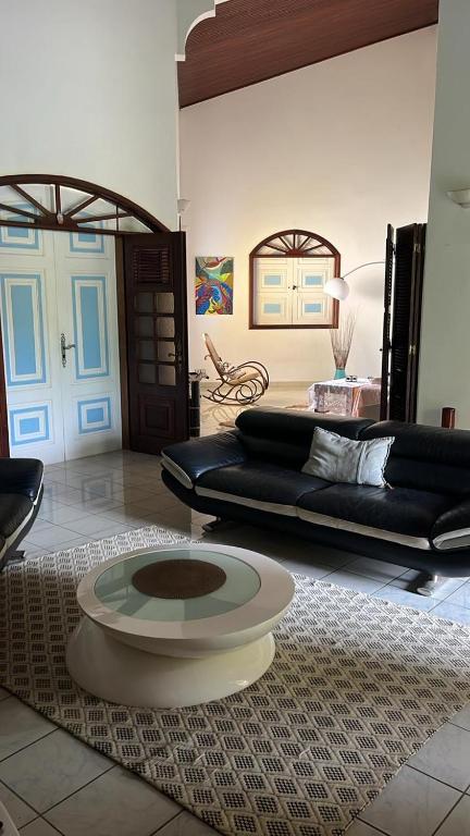 Chambre à louer quartier Frégate est 2 piscine privée, Le François