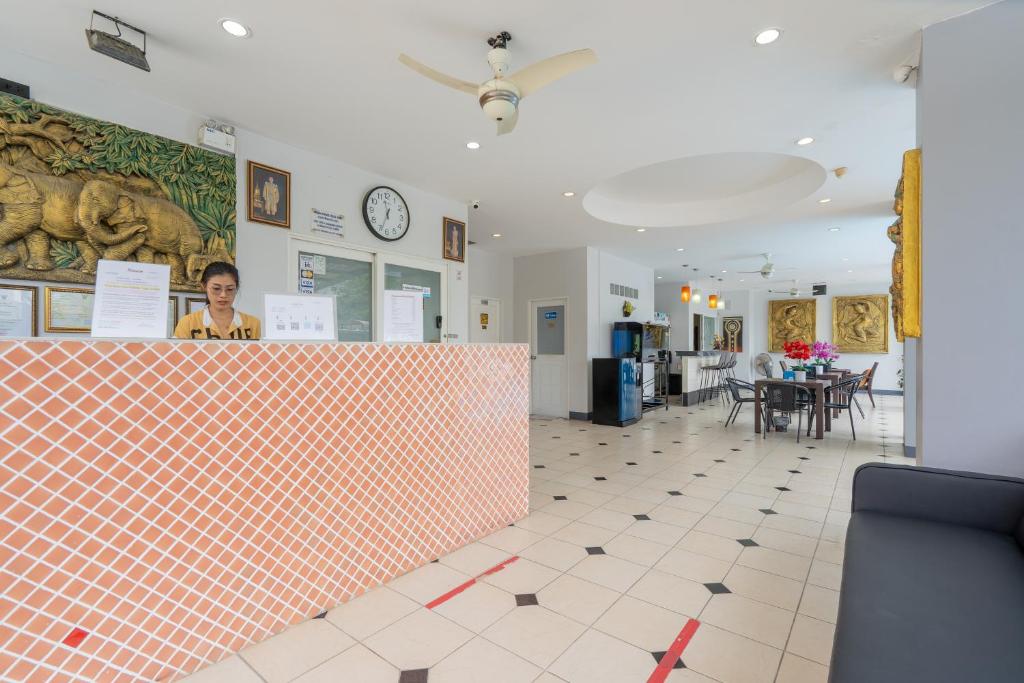 Lobby, Square One Hotel Patong in Phuket