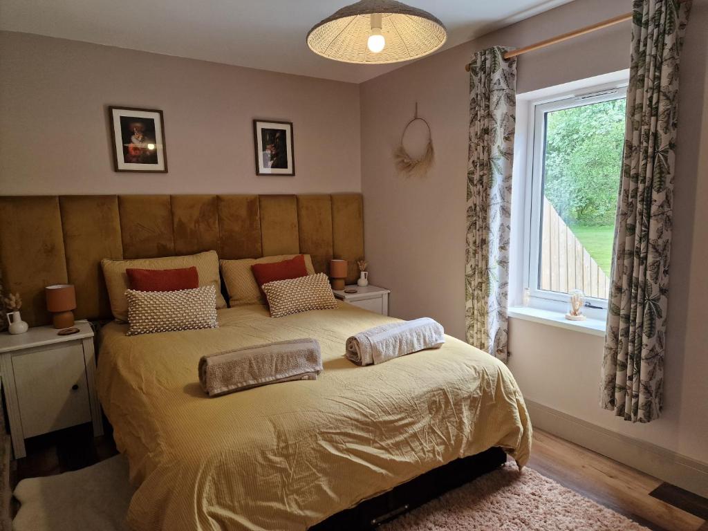 The Drey by Blake view holidays, a peaceful boutique retreat, 3 miles from Ennerdale- small twin or king bed available, Arlecdon
