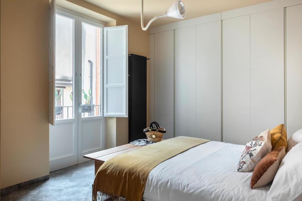 Palazzo Valguarnera - Suites & Luxury Apartments - 3