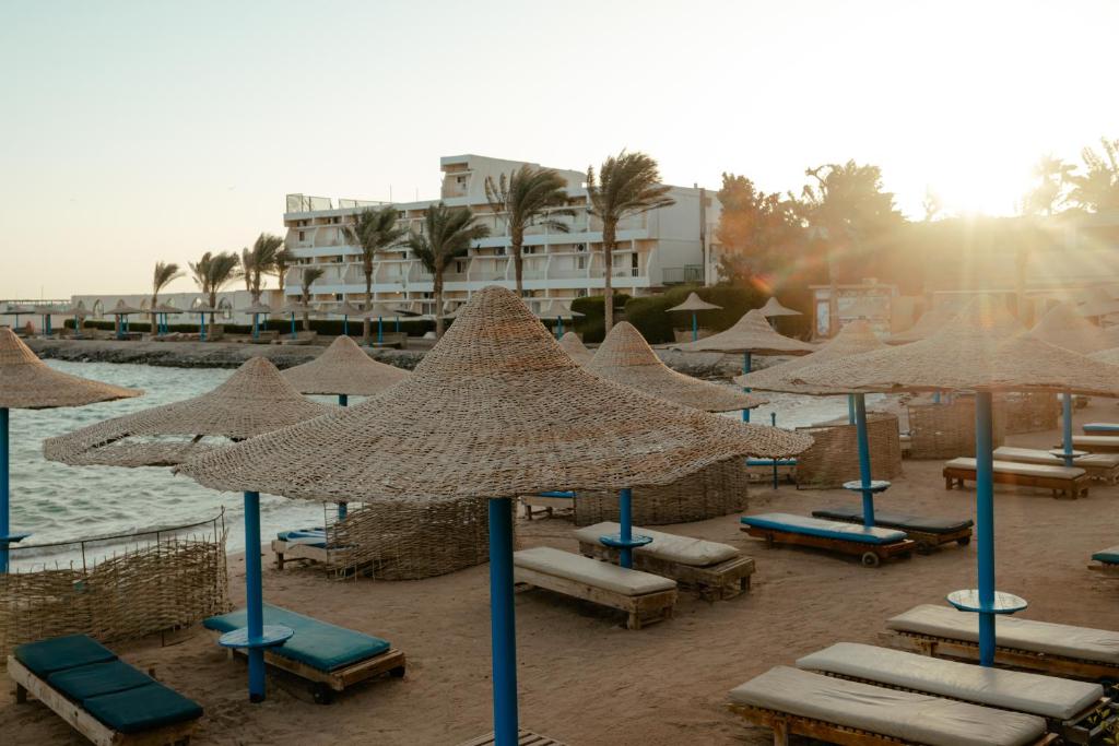 Royal Star Beach Resort - Couples and Families Only — Hurghada, Red Sea