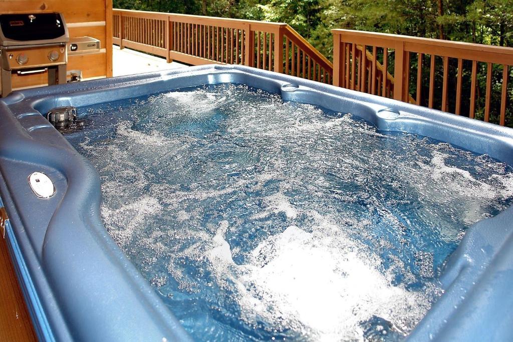 Mountain Laurel, Cosby