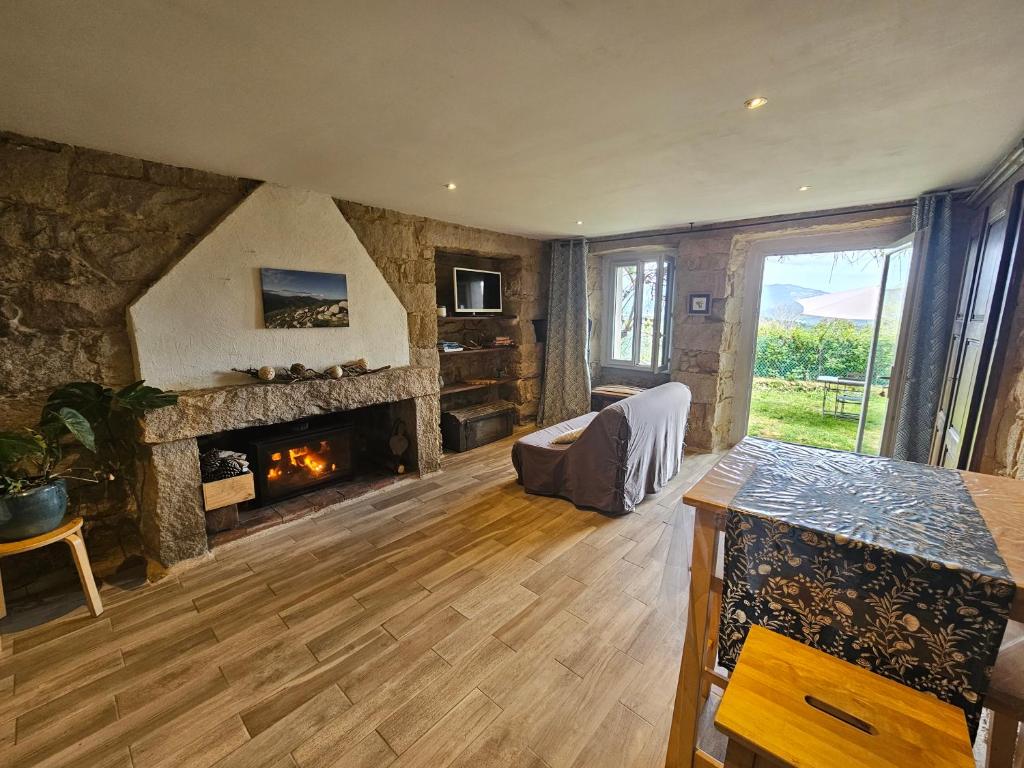 Appartement vue imprenable montagne, Serra-di-Scopamene