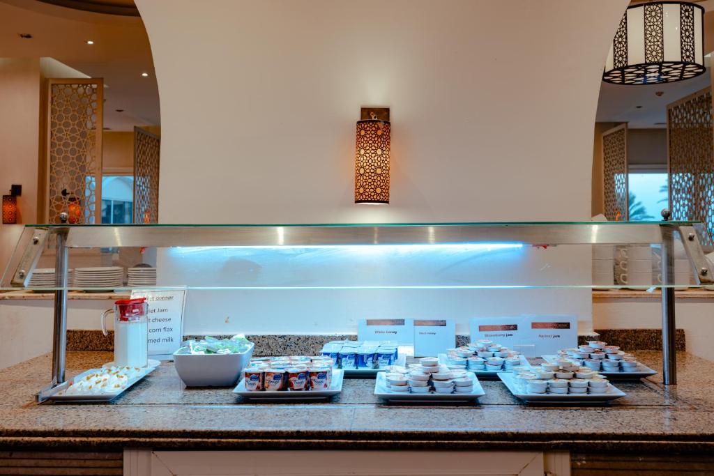Royal Star Beach Resort - Couples and Families Only — Hurghada, Red Sea