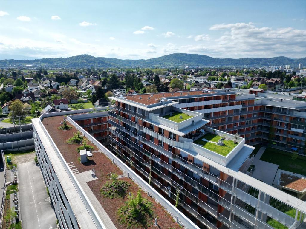 100 qm Penthouse, Self-Check-In, 2 Parkplätze - 3