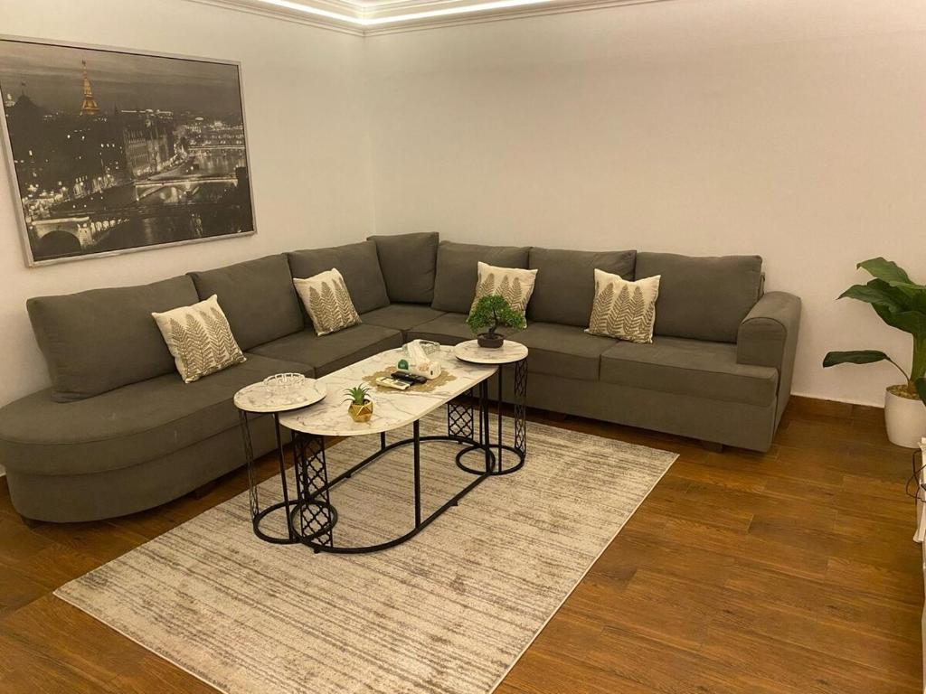 2 BDR Apartment, Self Check-in, Rijád