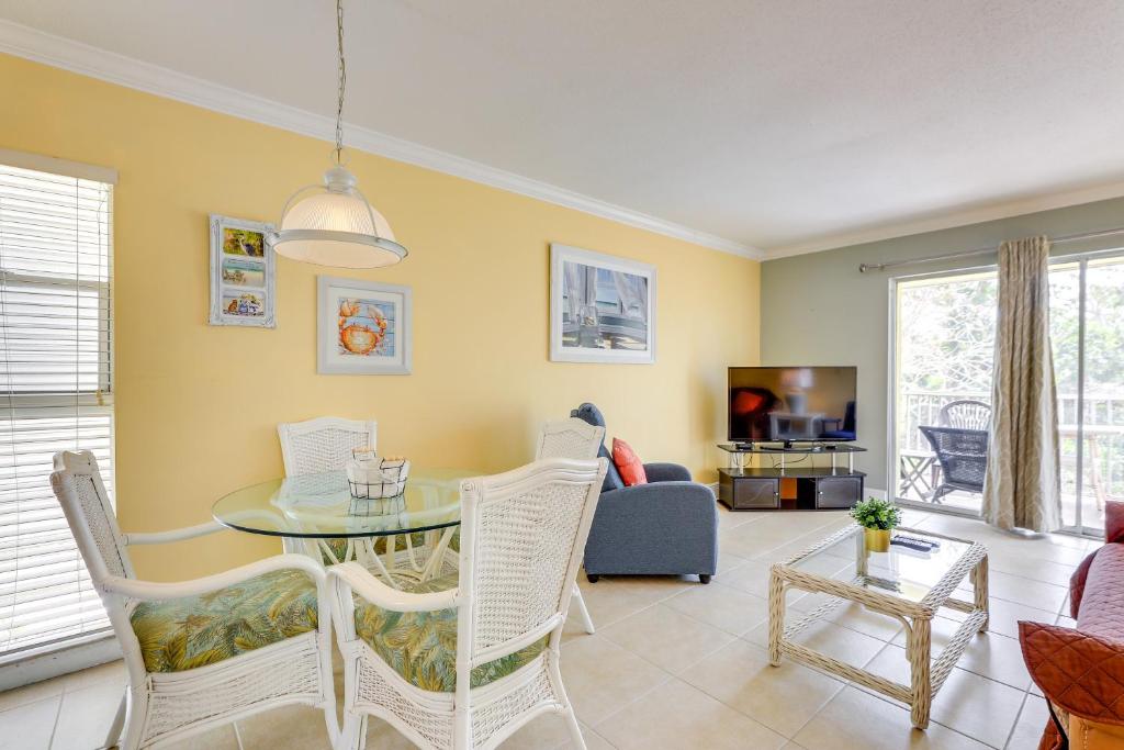 Walk to the Beach Longboat Key Resort Escape, Longboat Key