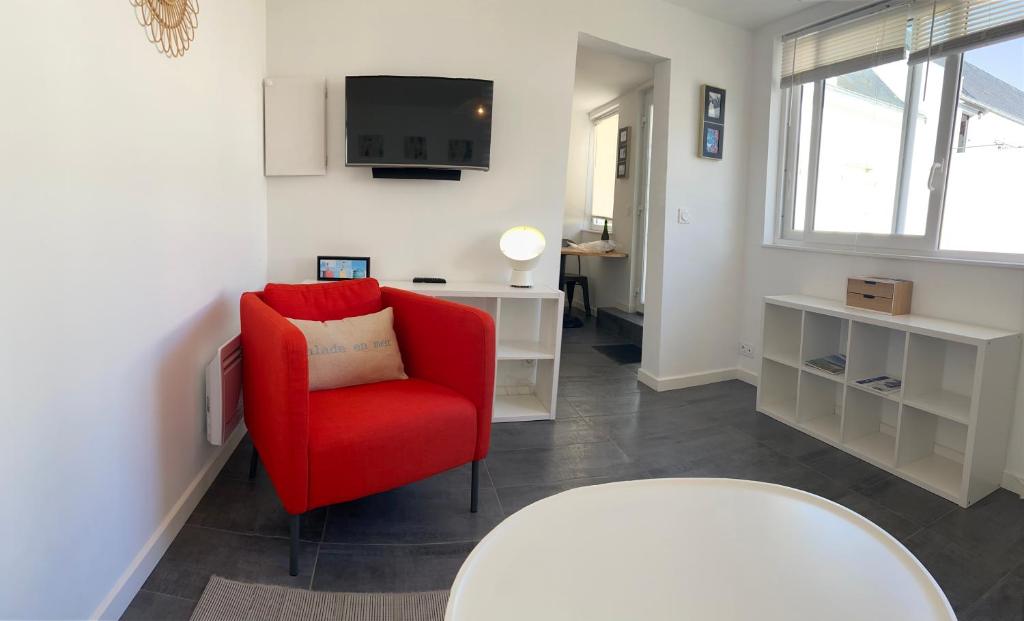 Votre mini maison en plein cœur du centre ville -terrasse - et parking privé sur place clos - draps et ménage inclus - 2