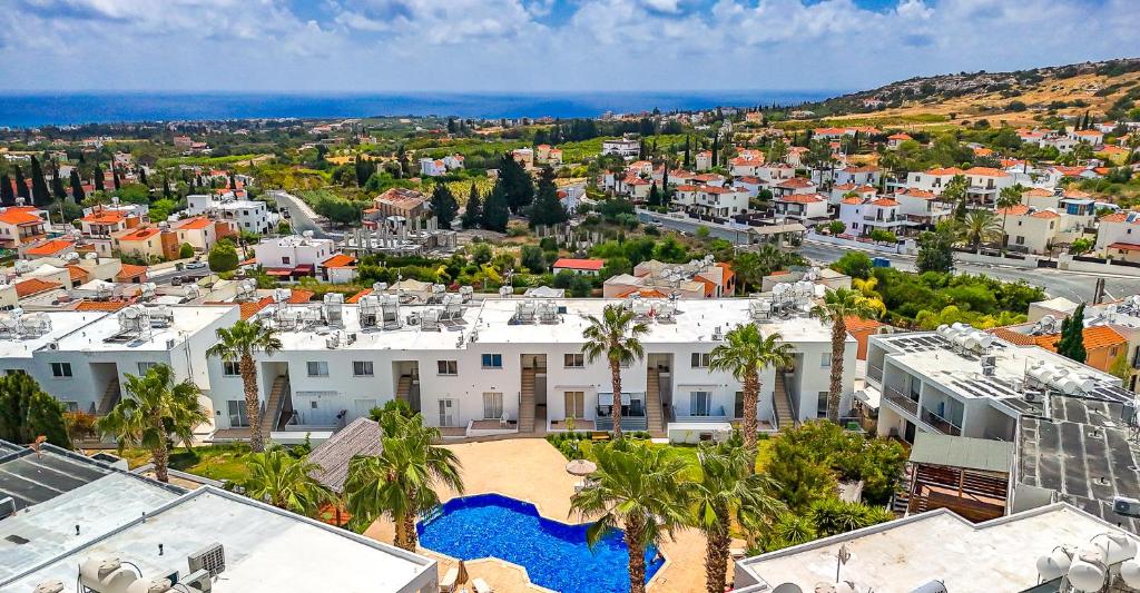 Celine Apartment, Pegeia