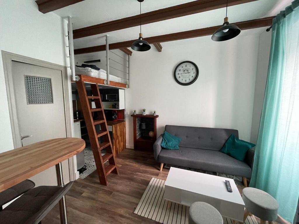 Charmant studio à 400 m de la plage ST ENOGAT - 1