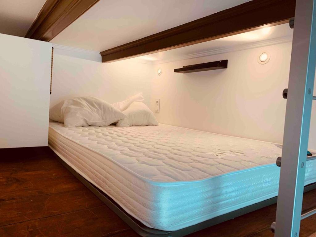 Charmant studio à 400 m de la plage ST ENOGAT - 3