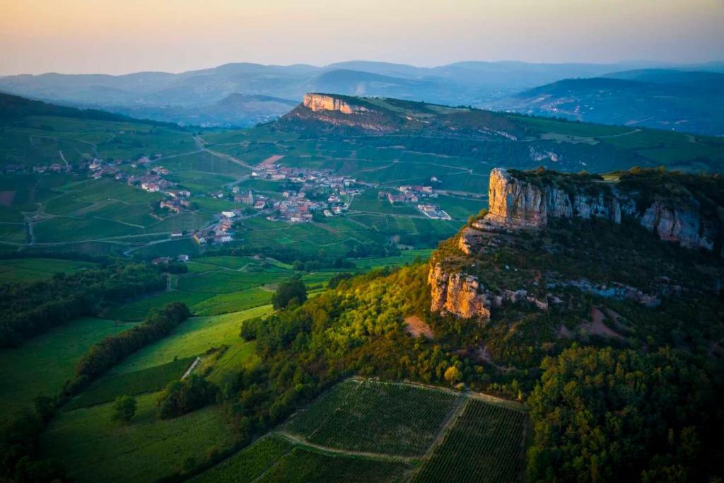 Le Caveau de Vergisson, Vergisson