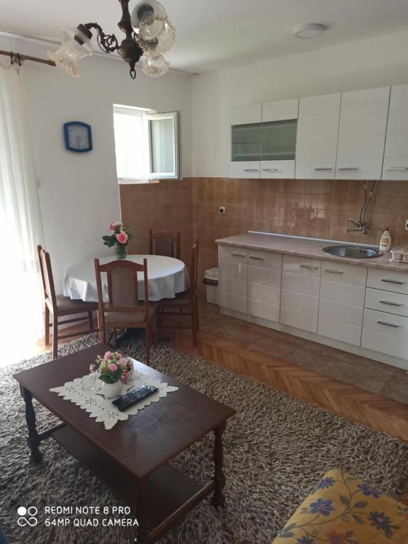 Apartmani Vujović - Mir i Sunce - 2