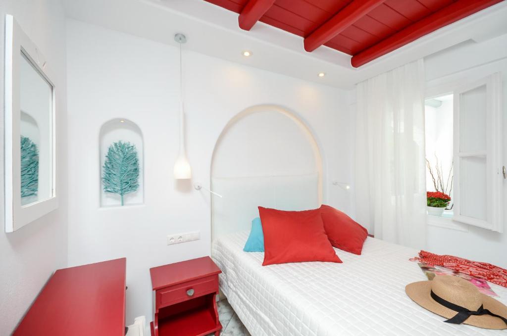 Naxos Evilion Luxury Apartments & Suites photo