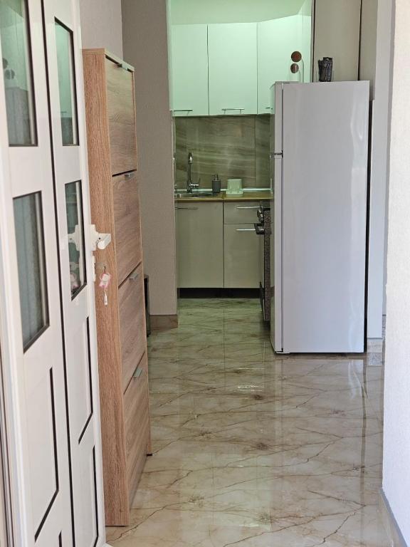 Lutovac Apartmani - 3
