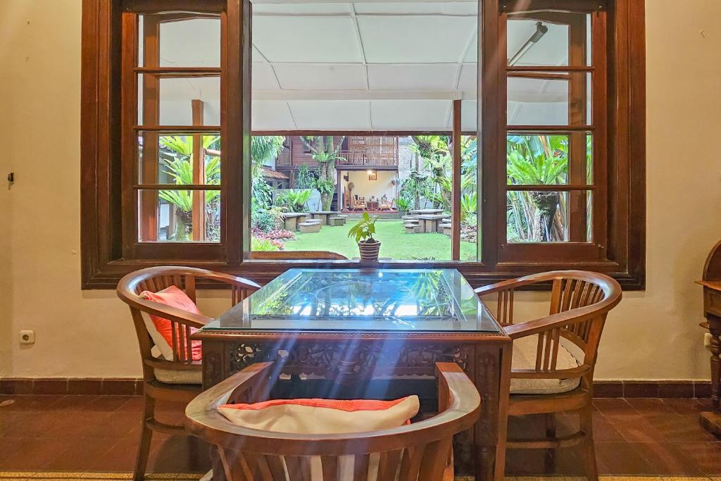 Urbanview Rumah Ebo Dago Bandung Urbanview Rumah Ebo Dago Bandung