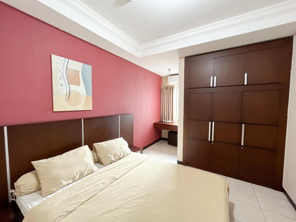 9th floor 2BR 1BA Galeri Ciumbuleuit Apartment 1