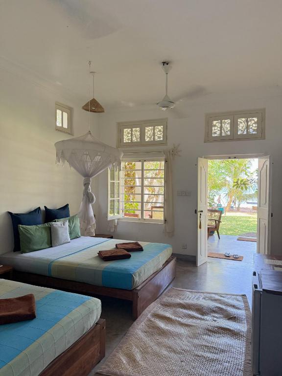 パーム ヴィラ ミリッサ (Palm Villa Mirissa)