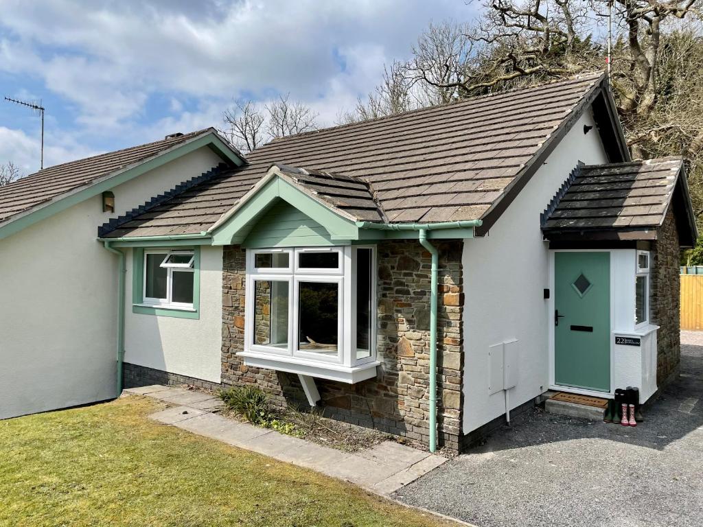 Your Saundersfoot getaway - relax explore and make memories at Berts Bungalow, Saundersfoot