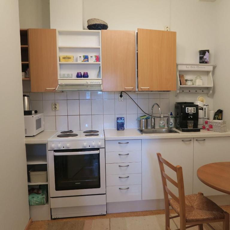 Hostel Rosengarden 4