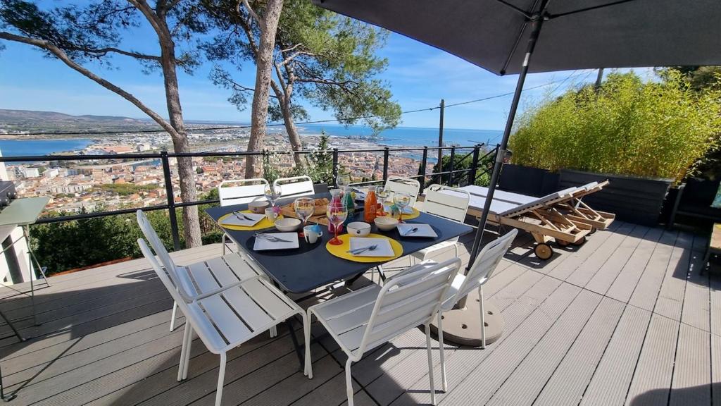 VILLA ROUQUIER, Vue Panoramique, Mer et Port de Sète, Climatisé, Jacuzzi - 5