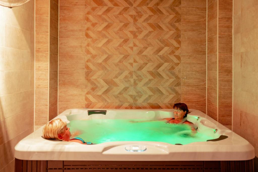 Royal Star Beach Resort - Couples and Families Only — Hurghada, Red Sea