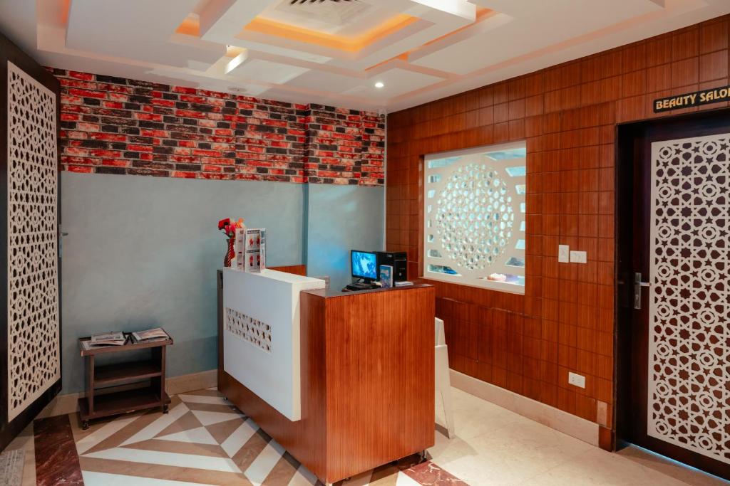 Royal Star Beach Resort - Couples and Families Only — Hurghada, Red Sea