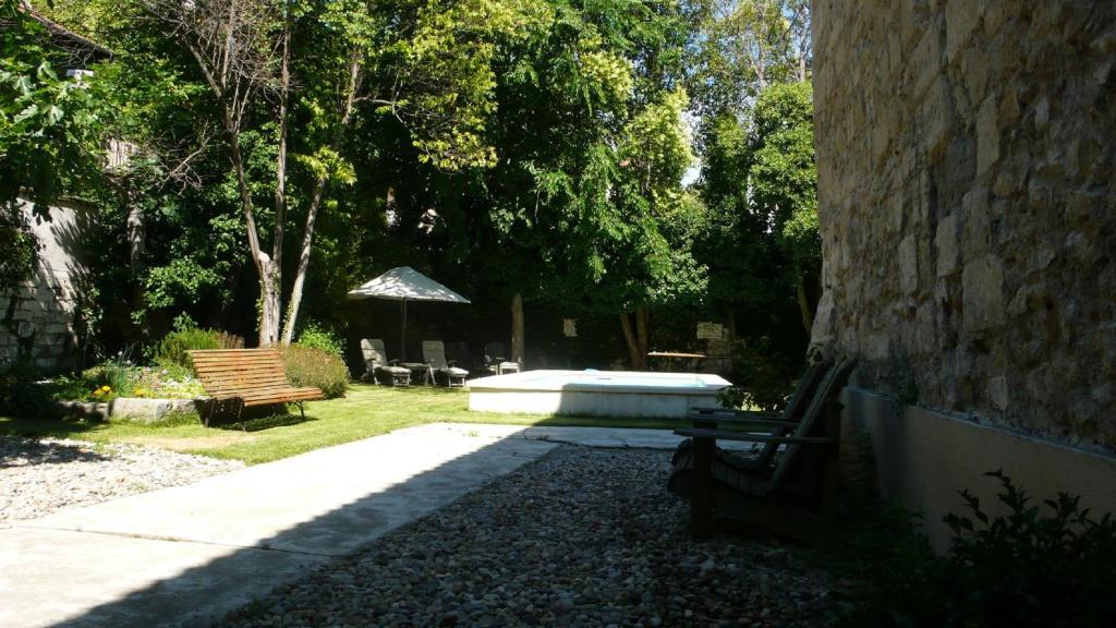 L'Observance Bed & Breakfast photo