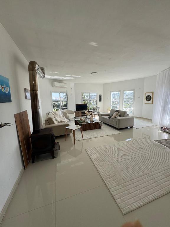 Luminous Loft, Dāliyat el Karmil