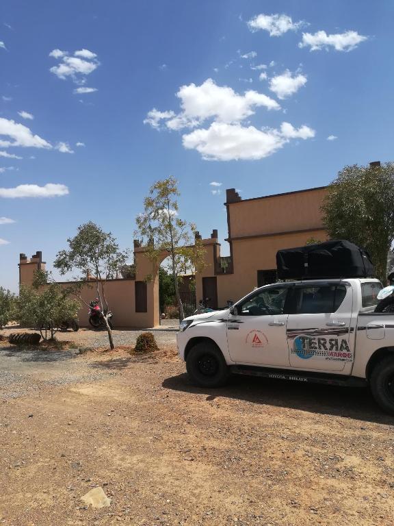 Gite Amoudou, Warzazát