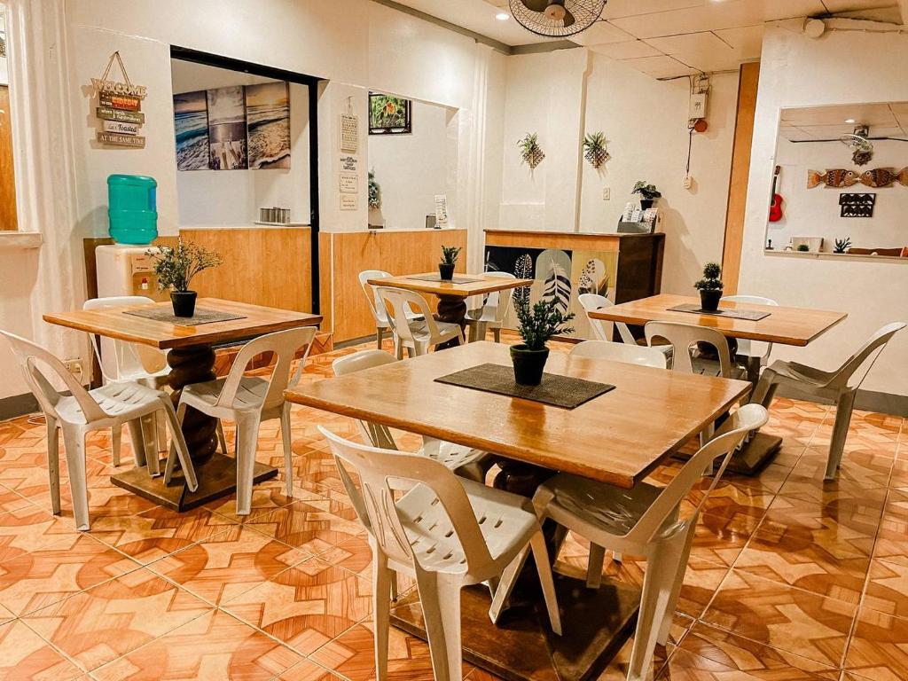 マリオズ トラベラーズ イン (Mario's Travellers Inn)