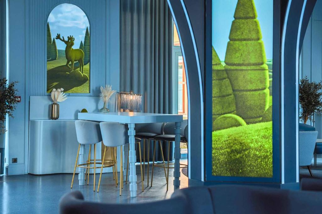 Bar/lounge