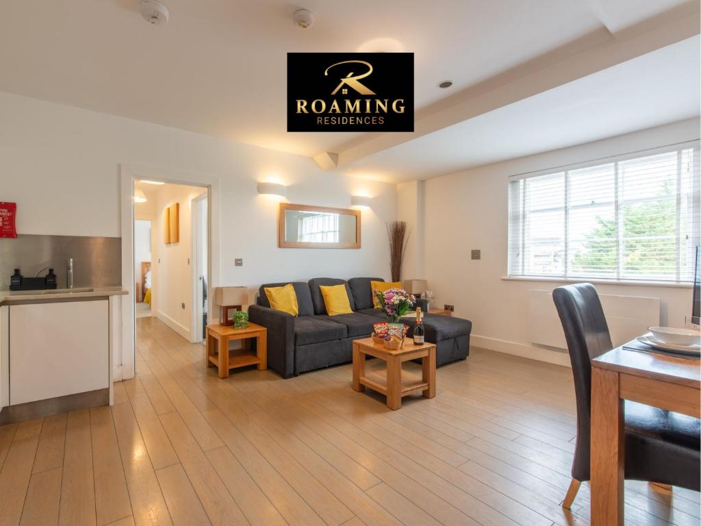 Sleeps 6 - Central - Free Secure Parking - 2 Bath, Reading