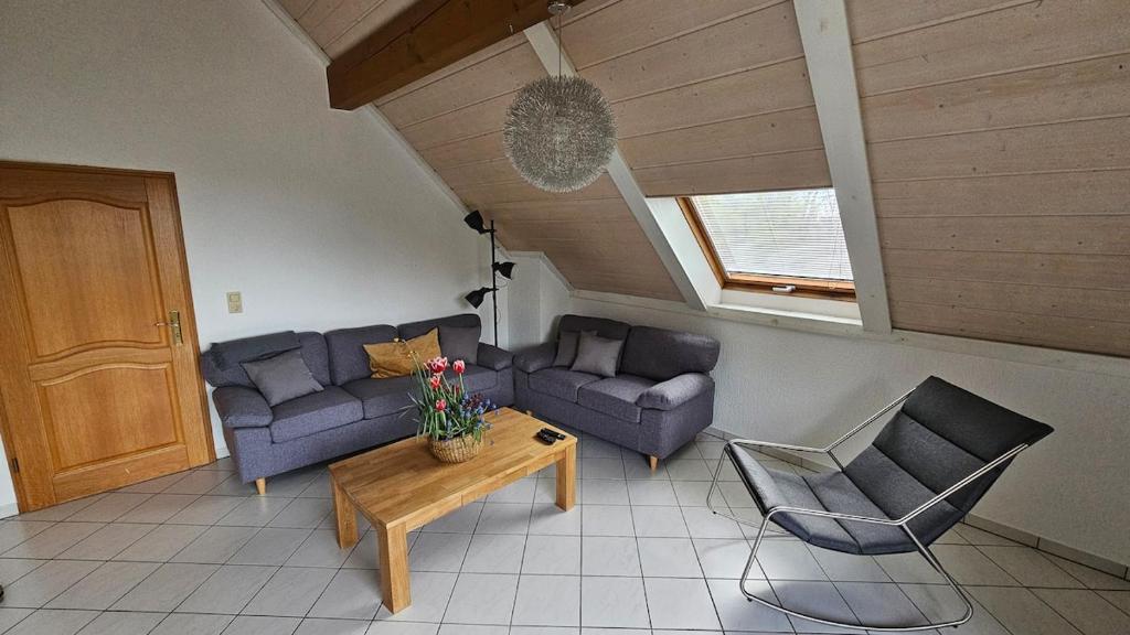 Apartment with pool and wide view, Sankt Ingbert