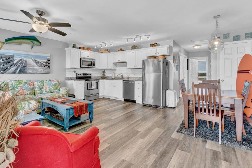 Ocean View Condo in Surf City - Sea Coast Suites 25, Surf City