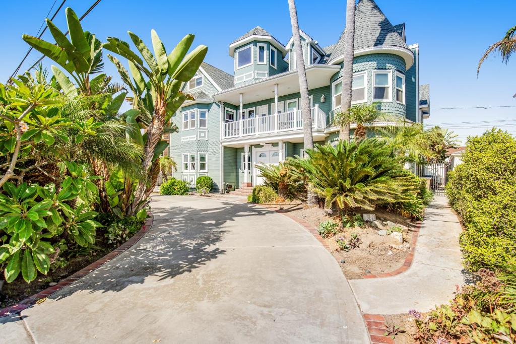 F-75 Terramar Cliffs, Carlsbad