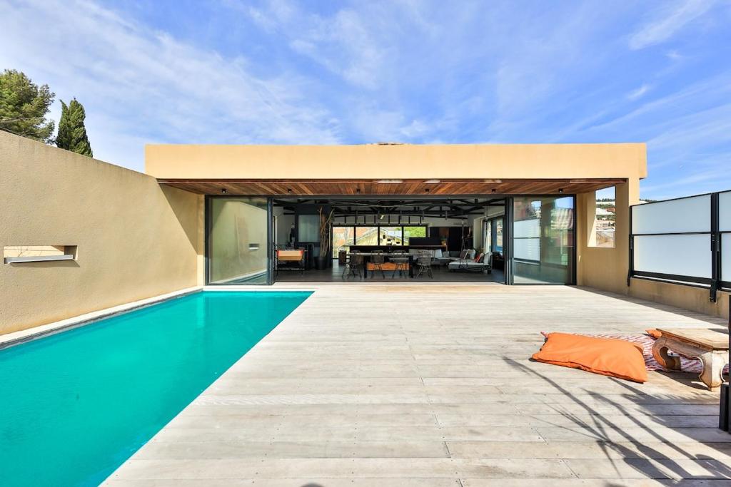 Magnifique Loft Rooftop et piscine 5 chambres 12 personnes - 1