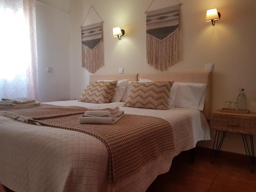 Quartos Abelha, Porto Covo