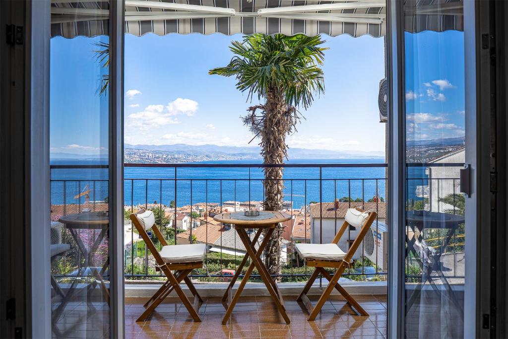 Alba Opatija, Opatija