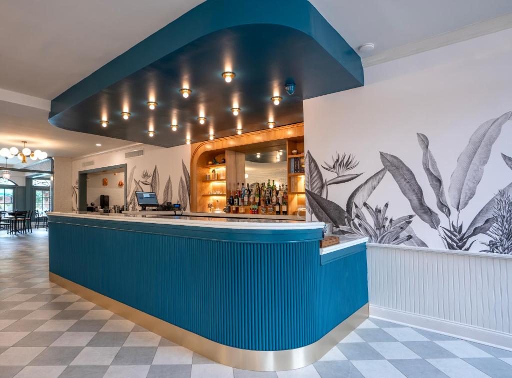 ベストウェスタンプラスフレンチクォーターコートヤードホテル (Best Western Plus French Quarter Courtyard Hotel) 外観