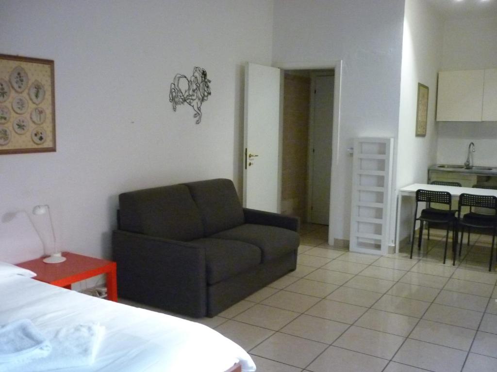 Modern Studio in Bologna with Air Conditioning 40 m² - 4