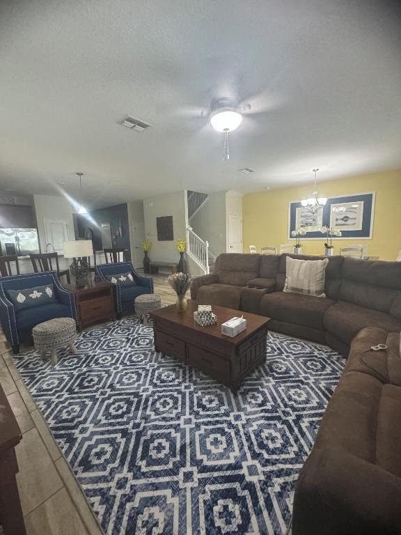 Luxary with style, Davenport