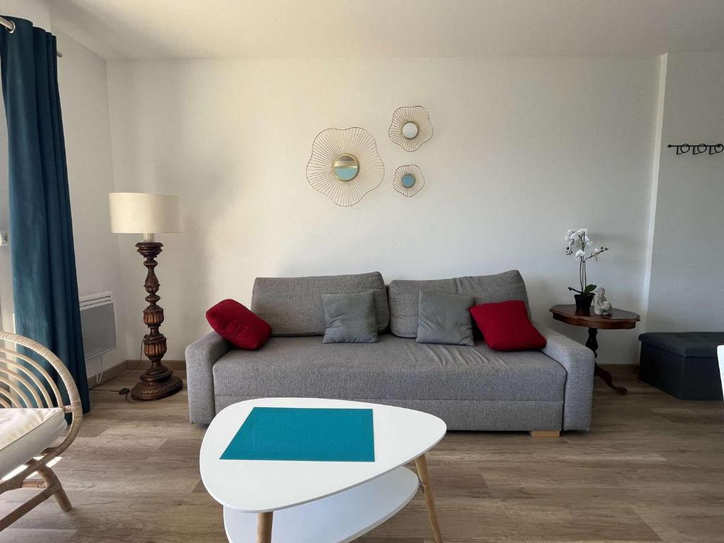 Magnifique T3 Rénové - Terrasse Vue Mer - Parking - FR-1-308-208 - 4