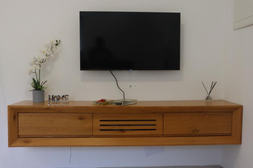 הנופש הצפוני, Kirjat Šmona