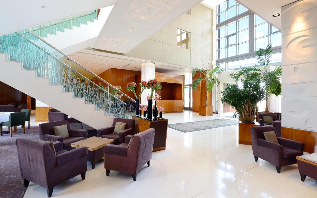 カナリー リバーサイド プラザ ホテル (Canary Riverside Plaza Hotel) フロント・ロビー