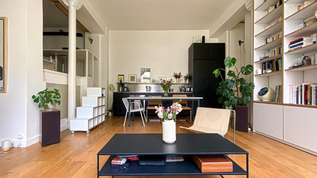 Quiet and bright loft - 2